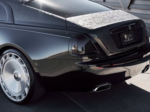 Used 2015 Rolls-Royce Wraith image 12