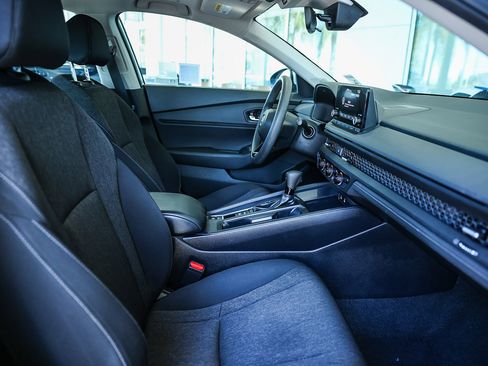 Used 2024 Honda Accord EX image 24