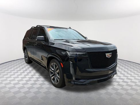 Used 2021 Cadillac Escalade Sport w/ Driver Assist Tech Package AWD/4WD image 3