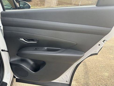 New 2025 Hyundai Tucson SEL image 16
