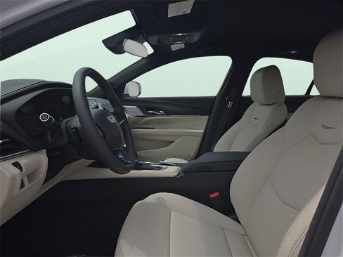 New 2025 Cadillac CT4 Premium Luxury image 24