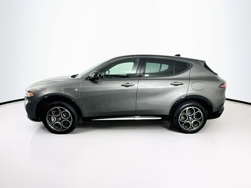 Used 2024 Alfa Romeo Tonale Ti AWD/4WD image 4
