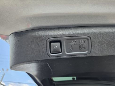 Used 2024 Ford Expedition Max Limited RWD image 8