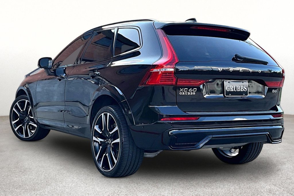 Used 2023 Volvo XC60 B6 Ultimate w/ Protection Package Premier AWD/4WD image 15