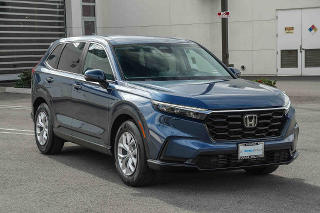 Used 2025 Honda CR-V LX image 3