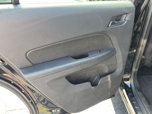 Used 2014 Chevrolet Equinox LS FWD image 11