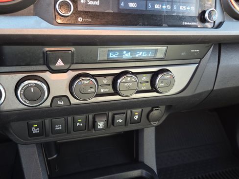 Certified 2023 Toyota Tacoma TRD Sport image 27