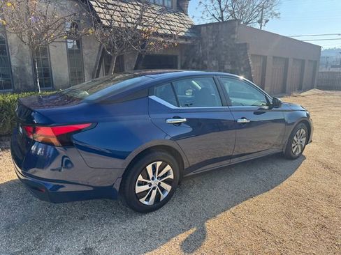 Used 2021 Nissan Altima 2.5 S image 14