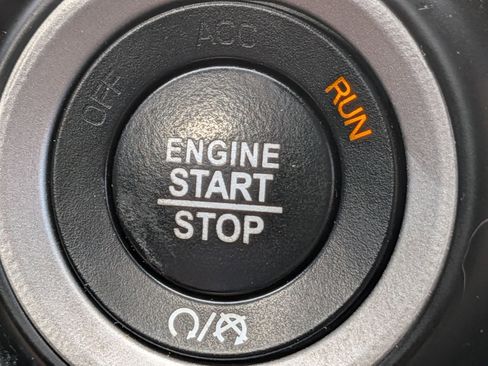 Used 2020 Dodge Durango R/T w/ Technology Group AWD/4WD image 23