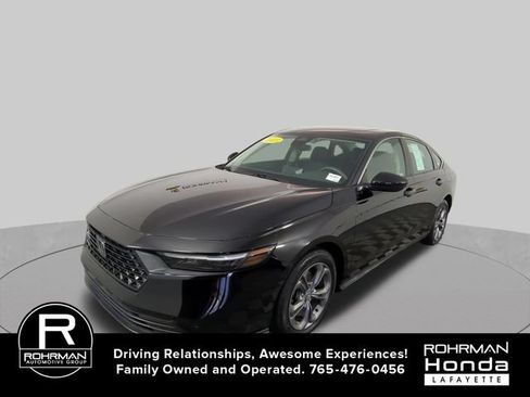 Used 2023 Honda Accord EX image 1