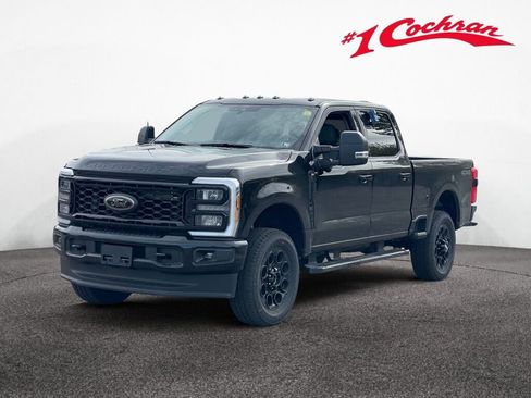 New 2026 Ford F250 XLT w/ XLT Premium Package image 3