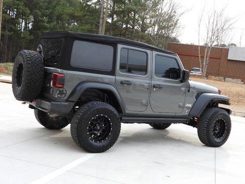 Used 2019 Jeep Wrangler Unlimited Sport S image 26