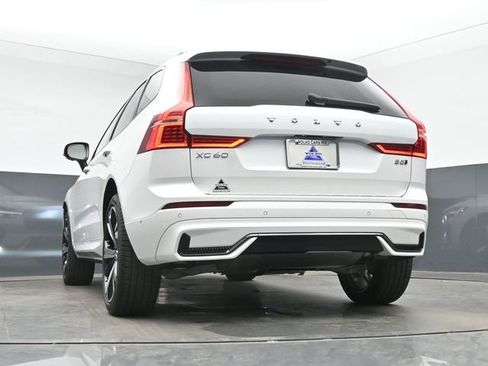 Used 2025 Volvo XC60 B5 Ultra w/ Protection Package Premier AWD/4WD image 20