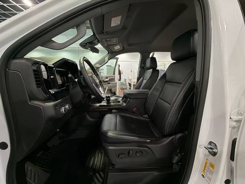 Used 2023 GMC Sierra 1500 Elevation AWD/4WD image 12