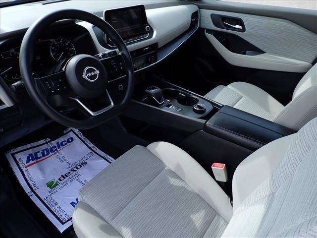 Used 2023 Nissan Rogue SV AWD/4WD image 11