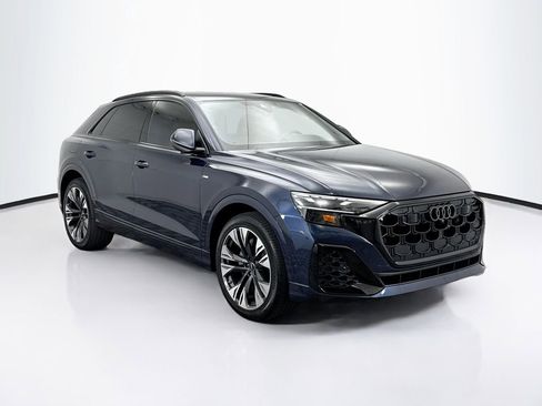 Used 2025 Audi Q8 Premium Plus image 3