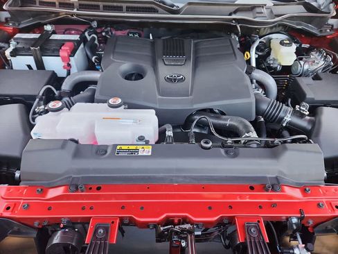 New 2026 Toyota Tundra SR5 image 13