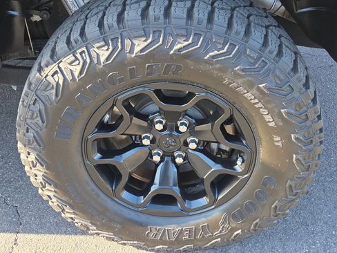 Used 2022 RAM 1500 TRX w/ TRX Level 1 Equipment Group AWD/4WD image 11