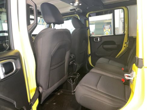 Used 2022 Jeep Wrangler Unlimited Sport image 22