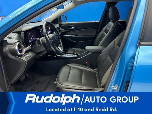 Certified 2025 Chevrolet Trax ACTIV w/ Driver Confidence Package image 11