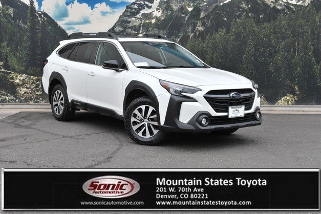Used 2024 Subaru Outback Premium AWD/4WD image 1