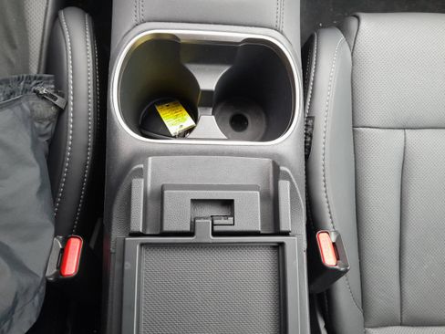 Certified 2025 Subaru Legacy Limited image 26