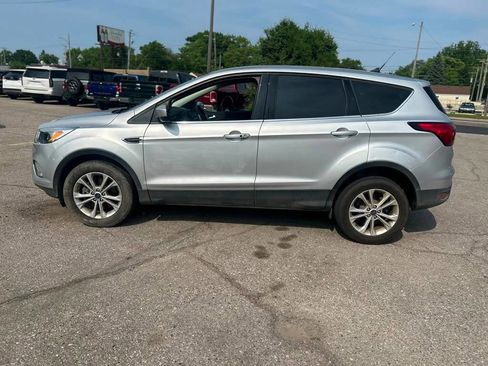 Used 2019 Ford Escape SE AWD/4WD image 8
