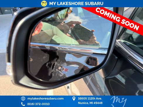 Used 2020 Toyota Highlander XLE AWD/4WD image 15