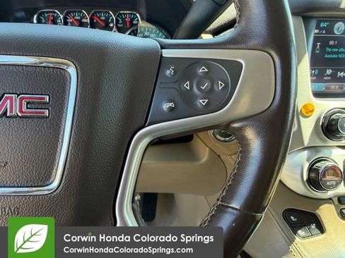 Used 2019 GMC Yukon XL SLT w/ Open Road Package AWD/4WD image 17