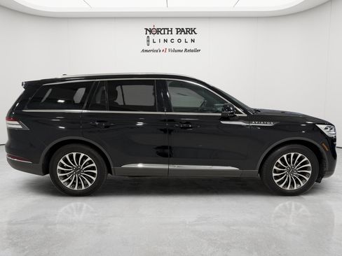 Used 2022 Lincoln Aviator Reserve w/ Equipment Group 201A RWD image 6