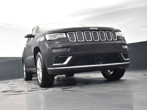 Used 2021 Jeep Grand Cherokee Summit image 29