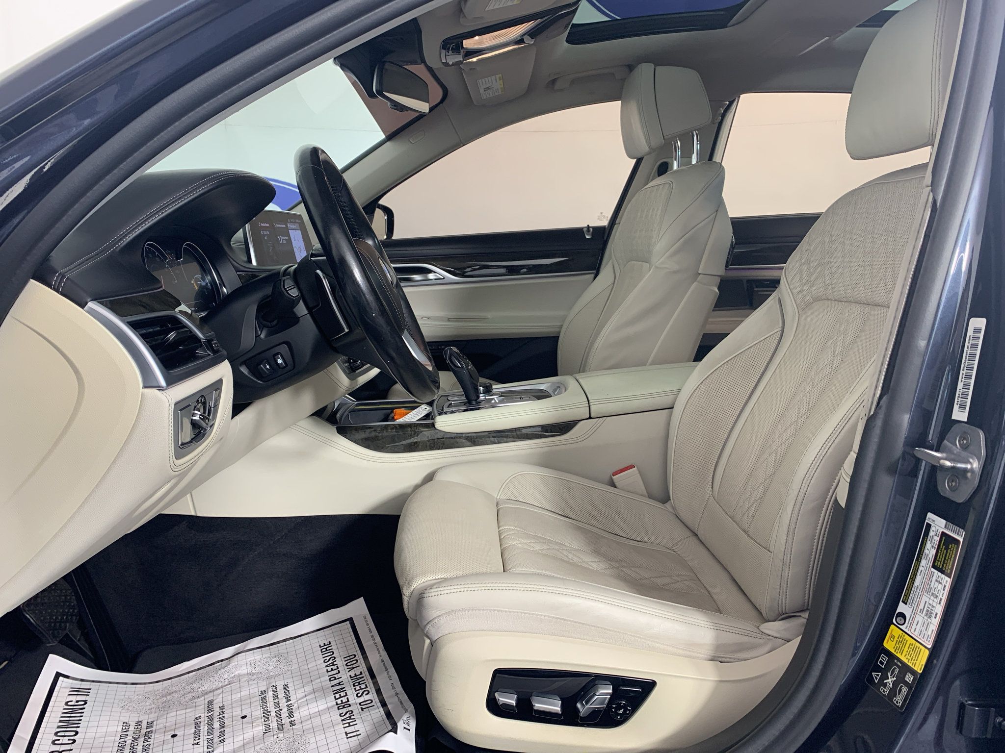 Used 2019 BMW 740i xDrive w/ Executive Package AWD/4WD image 15