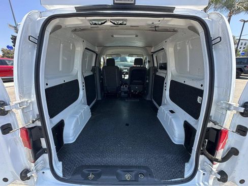 Used 2015 Nissan NV200 SV w/ Technology Package FWD image 36