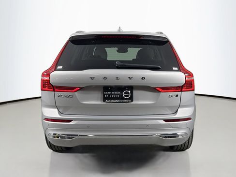 Certified 2023 Volvo XC60 B5 Plus w/ Climate Package AWD/4WD image 7