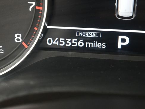 Used 2022 Mitsubishi Outlander ES image 32