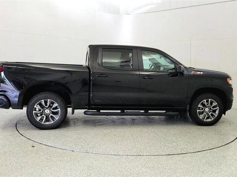 Used 2023 Chevrolet Silverado 1500 RST AWD/4WD image 8