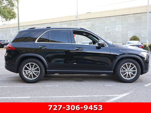 Certified 2025 Mercedes-Benz GLE 350 4MATIC w/ Driver Assistance Package image 11
