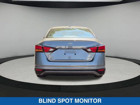 Used 2024 Nissan Altima 2.5 SV AWD/4WD image 6