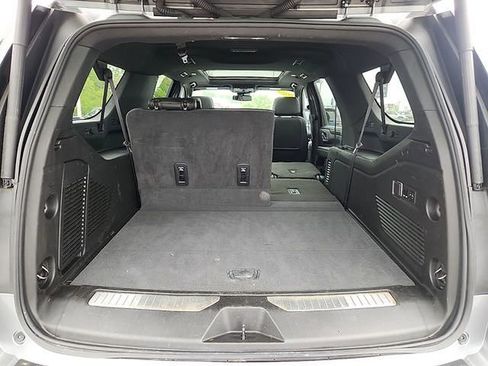 Certified 2023 Chevrolet Suburban Z71 w/ Luxury Package AWD/4WD image 30