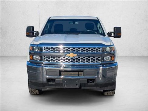Used 2019 Chevrolet Silverado 2500 W/T image 2