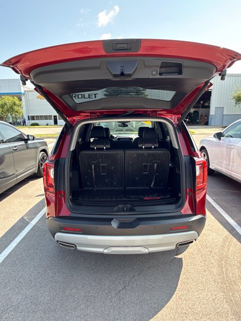 Used 2023 GMC Acadia SLT AWD/4WD image 14