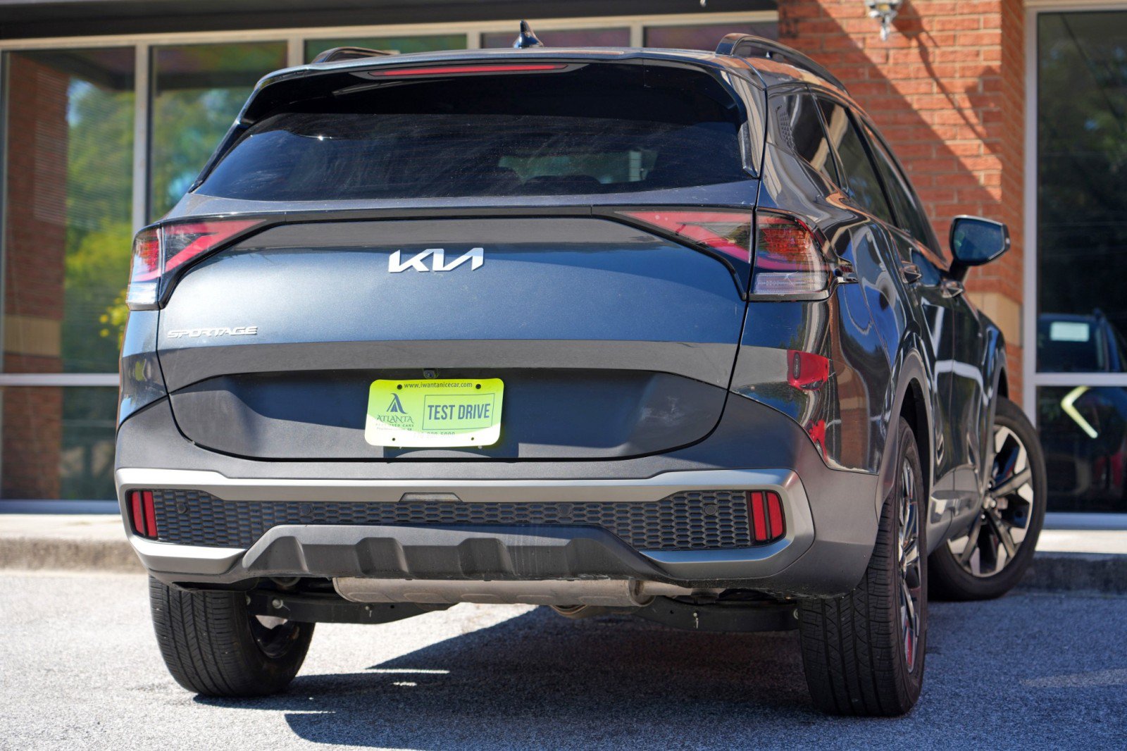 Used 2023 Kia Sportage X-Line w/ X-Line Premium Package AWD/4WD image 4