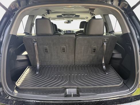 Used 2016 Honda Pilot Touring image 23