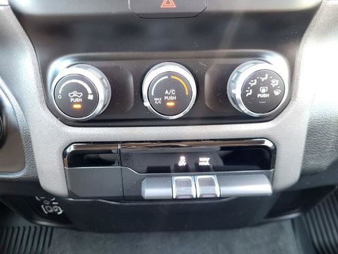 Used 2020 RAM 1500 Big Horn image 22