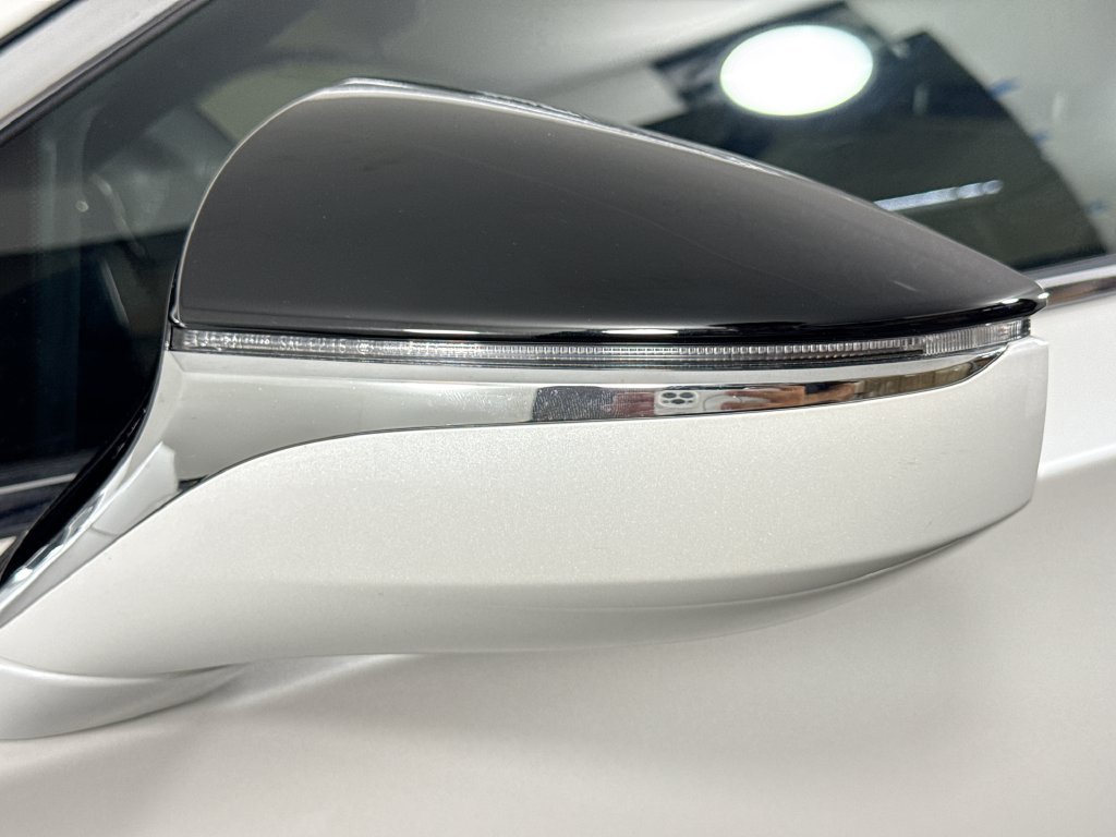 Used 2021 Lexus LS 500 w/ Accessory Package (Z2) RWD image 20
