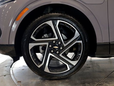 Used 2024 Chevrolet Equinox EV LT image 10