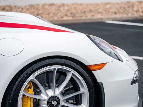 Used 2016 Porsche 911 R RWD image 12