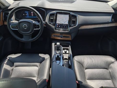 Used 2023 Volvo XC90 B6 Plus AWD/4WD image 30