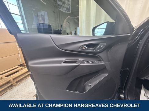 Used 2020 Chevrolet Equinox LT w/ Driver Convenience Package image 30