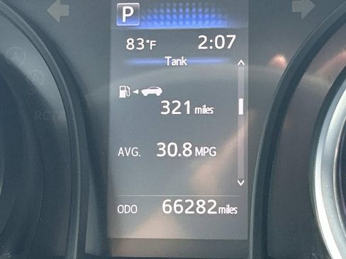 Used 2020 Toyota Camry SE image 27